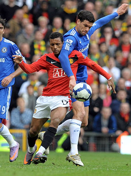 他以其独特 他以其独特