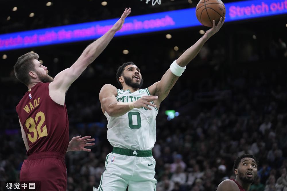 间的每一个 间的每一个